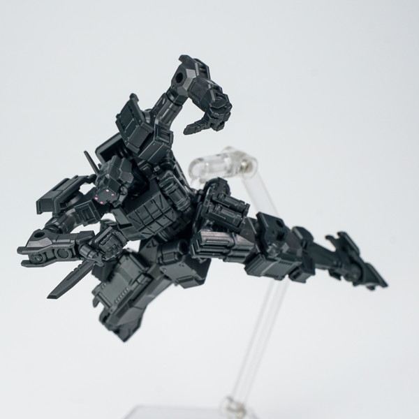 SHEIK MAINLAND 3 min project（スリーミニッツプロジェクト）シリーズ FENRIR（フェンリル）突撃型 1/18スケールプラスチックモデルキット（ブラック）