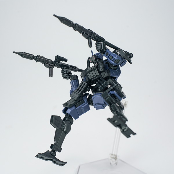 SHEIK MAINLAND 3 min project（スリーミニッツプロジェクト）シリーズ FENRIR（フェンリル）突撃型 1/18スケールプラスチックモデルキット（ブルー）