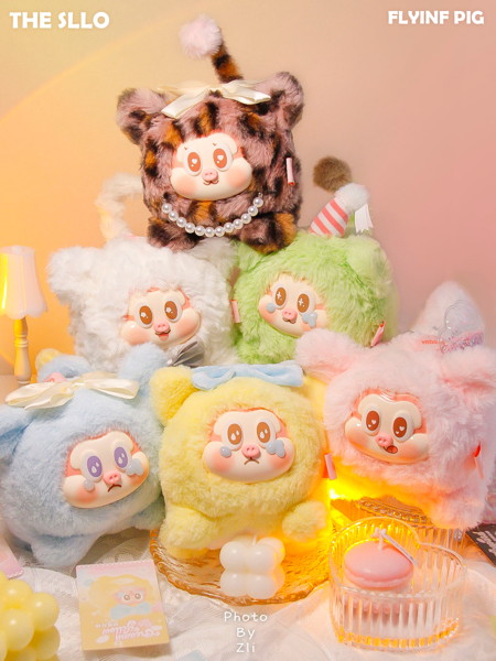THE SLLO 空飛ぶこぶた ぬいぐるみブラインドボックス（1BOX=6個入）