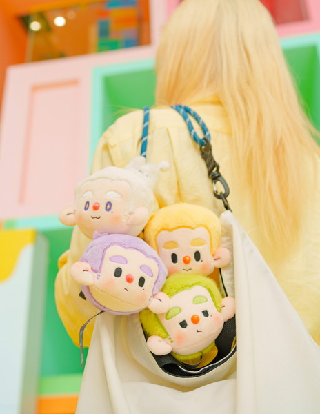 HUROBO レインボーセレブレーション ぬいぐるみペンダント（1BOX=6個入）