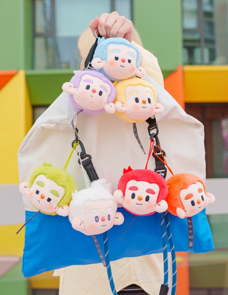 HUROBO レインボーセレブレーション ぬいぐるみペンダント（1BOX=6個入）