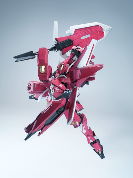 喜玩社 龍魂戦機シリーズ J-20 蒼威 燼赤?金（じんせきりゅうきん）Ver. プラスチックモデルキット
