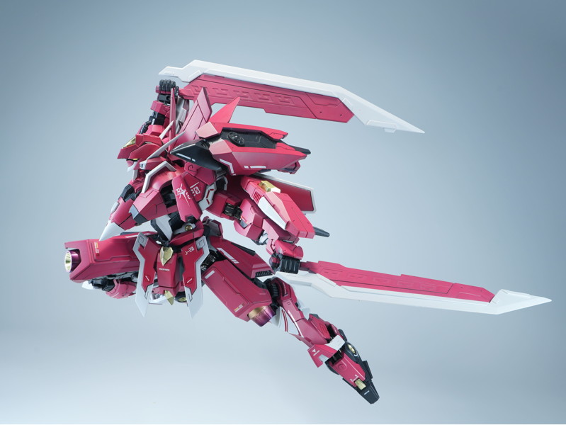 喜玩社 龍魂戦機シリーズ J-20 蒼威 燼赤?金（じんせきりゅうきん）Ver. プラスチックモデルキット