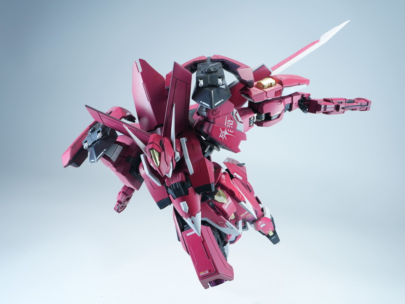 喜玩社 龍魂戦機シリーズ J-20 蒼威 燼赤?金（じんせきりゅうきん）Ver. プラスチックモデルキット