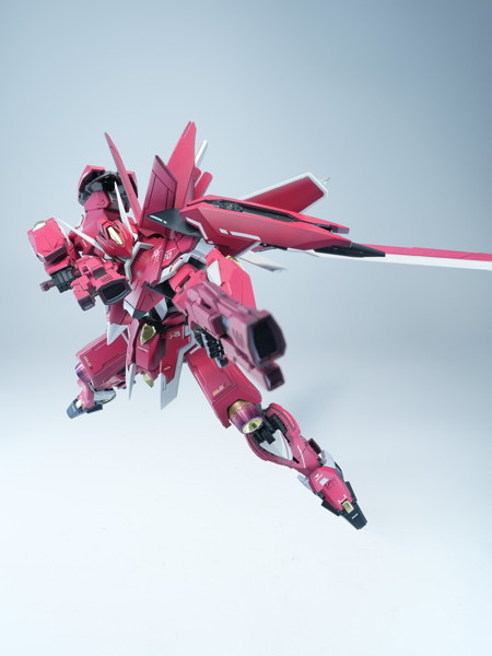 喜玩社 龍魂戦機シリーズ J-20 蒼威 燼赤?金（じんせきりゅうきん）Ver. プラスチックモデルキット