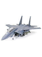 60312 1/32 F-15E ストライクイーグル‘バンカーバスター’