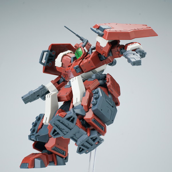 SHEIK MAINLAND ULTRA ACTION TROOPERシリーズ 轟魔（ごうま） 1/144スケール プラスチックモデルキット（レッド）