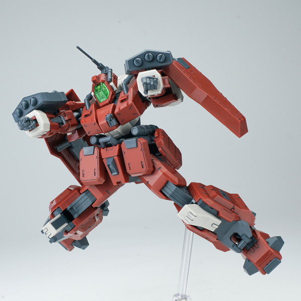 SHEIK MAINLAND ULTRA ACTION TROOPERシリーズ 轟魔（ごうま） 1/144スケール プラスチックモデルキット（レッド）