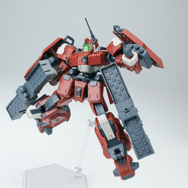 SHEIK MAINLAND ULTRA ACTION TROOPERシリーズ 轟魔（ごうま） 1/144スケール プラスチックモデルキット（レッド）