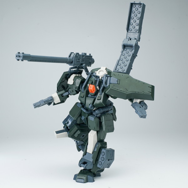 SHEIK MAINLAND ULTRA ACTION TROOPERシリーズ 轟魔（ごうま） 1/144スケール プラスチックモデルキット（グリーン）