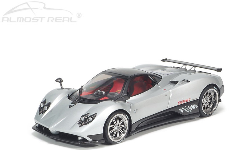 850401001 ’Pagani Zonda F - 2005 - Grigio Mercurio’ 1/18