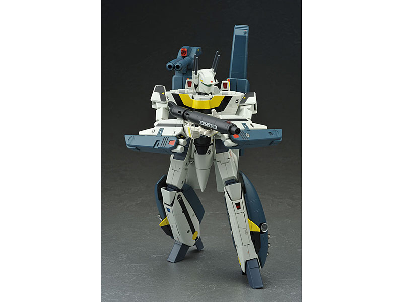 マクロス1/60 完全変形VF-1S ロイ・フォッカー機 withスーパー＆ストライ クパーツプラス