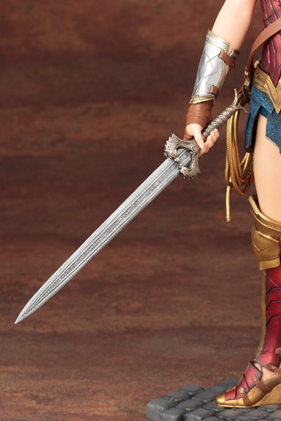 ARTFX DC UNIVERSE ワンダーウーマン-WONDER WOMAN-