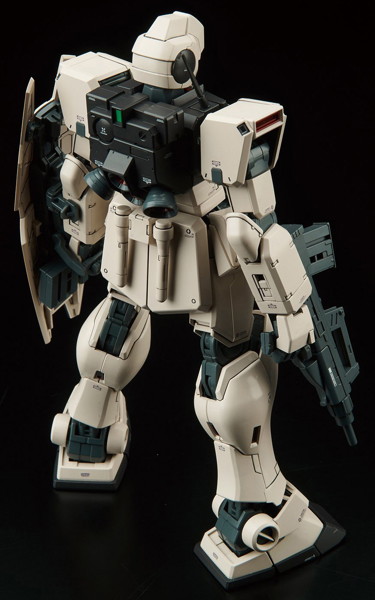 MG 1/100 200 ジム・コマンド（コロニー戦仕様）