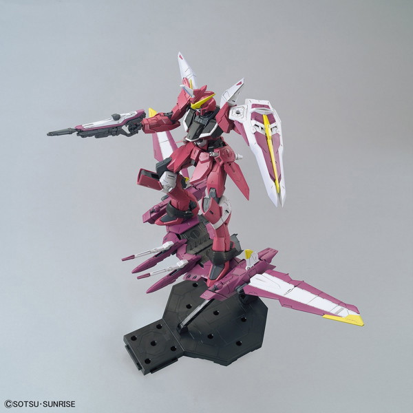 MG 1/100 197 ジャスティスガンダム