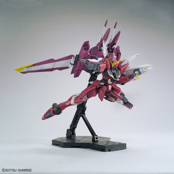MG 1/100 197 ジャスティスガンダム