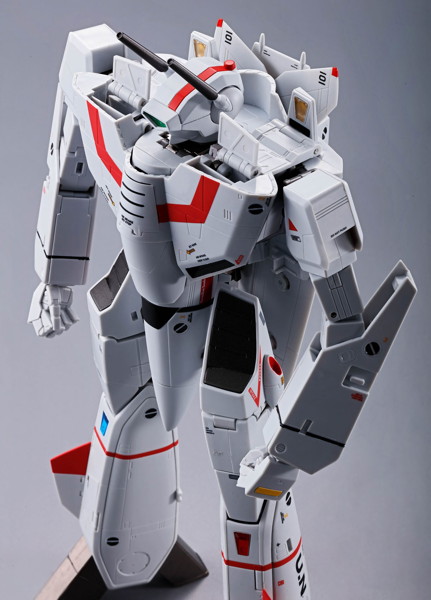 DX超合金 初回限定版 VF-1J バルキリー（一条輝機）