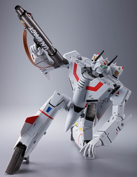 DX超合金 初回限定版 VF-1J バルキリー（一条輝機）