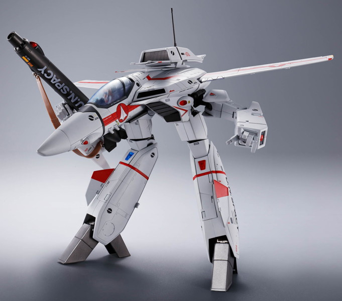 DX超合金 初回限定版 VF-1J バルキリー（一条輝機）