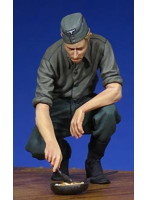 1/35 WW.II ドイツ兵 「調理中」