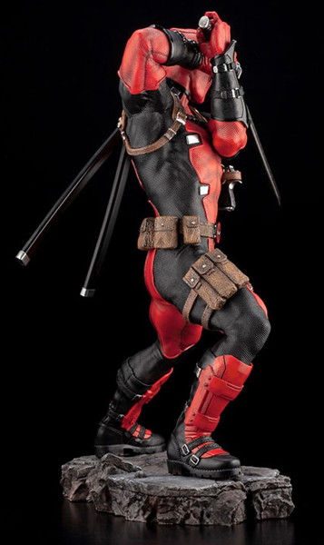 MARVEL UNIVERSE デッドプール マキシマム ファインアートスタチュー