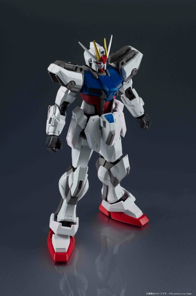 GUNDAM UNIVERSE 機動戦士ガンダムSEED ASTRAY GAT-X105 STRIKE GUNDAM