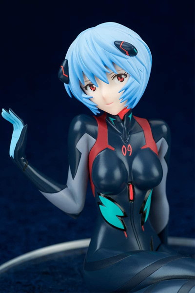 ヱヴァンゲリヲン新劇場版:Q アヤナミレイ（仮称） プラグスーツVer. 1/7 完成品フィギュア