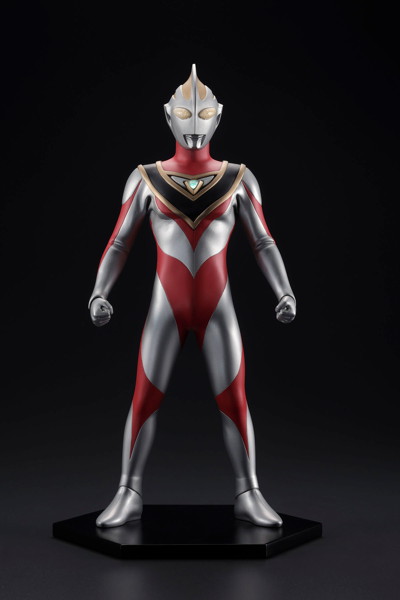 Character Classics CC014 ウルトラマガイアV2