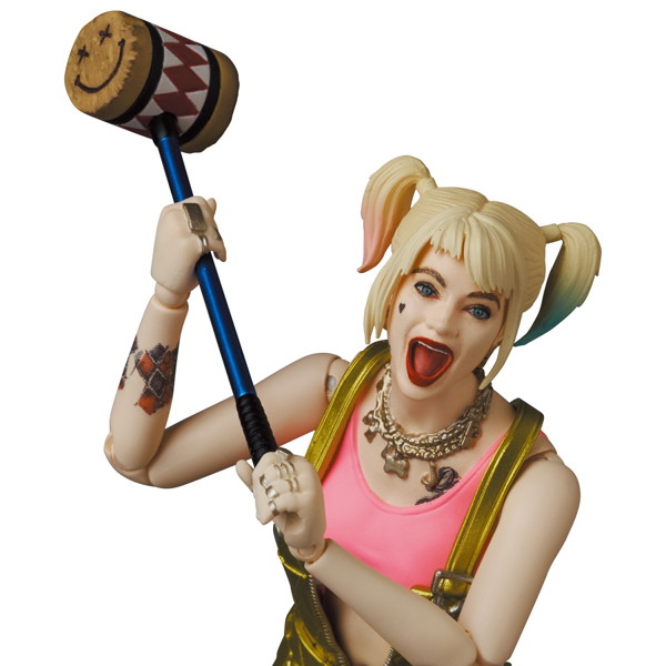 MAFEX ハーレイ・クインの華麗なる覚醒 BIRDS OF PREY HARLEY QUINN（OVERALLS Ver.）
