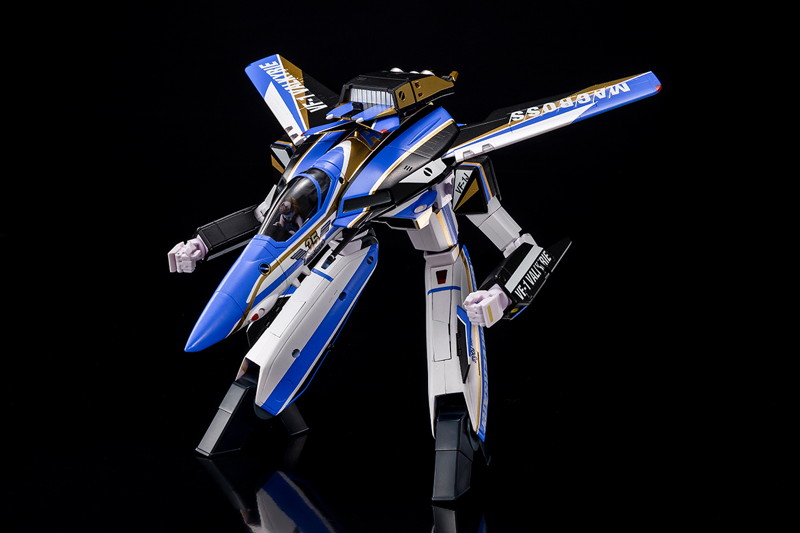 【再販】超時空要塞マクロス 1/60 完全変形VF-1J マクロス35周年記念塗装機