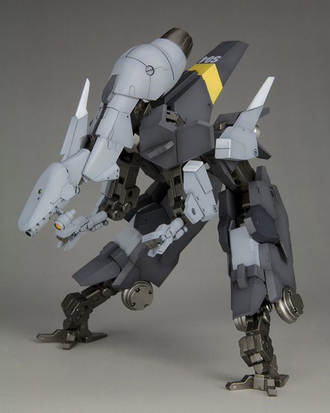 NSG-25γ シュトラウス:RE2