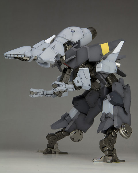 NSG-25γ シュトラウス:RE2