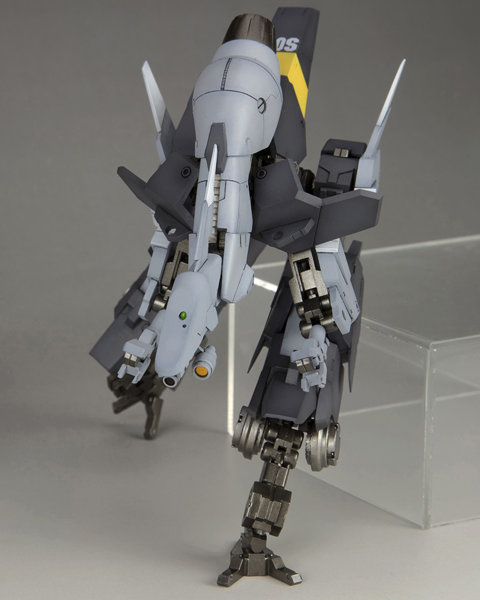 NSG-25γ シュトラウス:RE2
