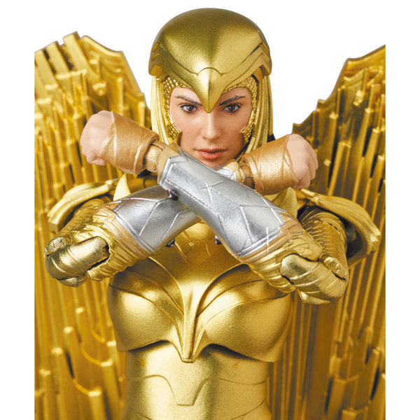 MAFEX WONDER WOMAN GOLDEN ARMOR Ver.