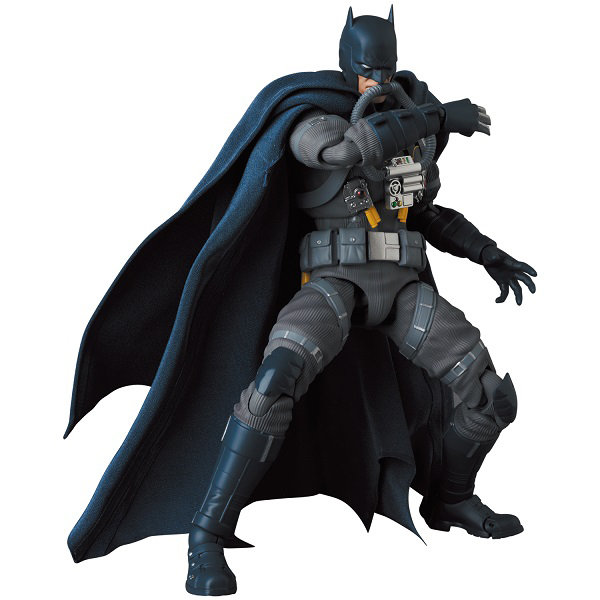 MAFEX STEALTH JUMPER BATMAN（BATMAN: HUSH Ver.）