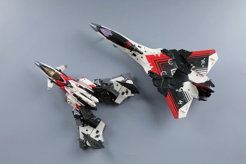 MEGABOX MB-17 ICARUS（イカロス）