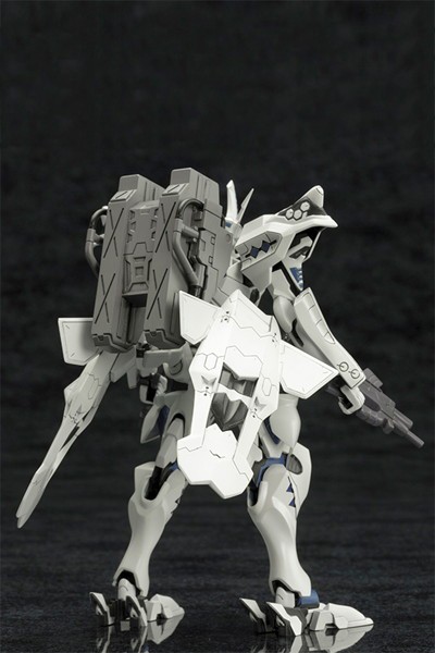マブラヴ 1/144 武御雷 Type-00A
