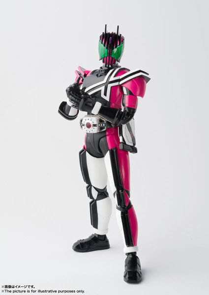 S.H.Figuarts（真骨彫製法） 仮面ライダーディケイド 50th Anniversary Ver.