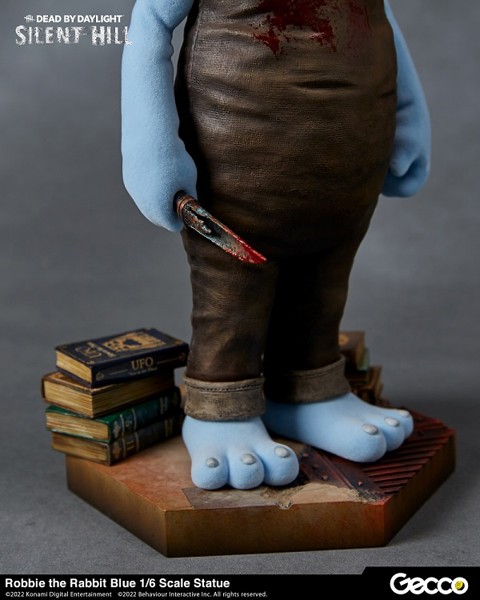 Gecco（ゲッコウ） SILENT HILL x Dead by Daylight ロビー・ザ・ラビット アオ スタチュー