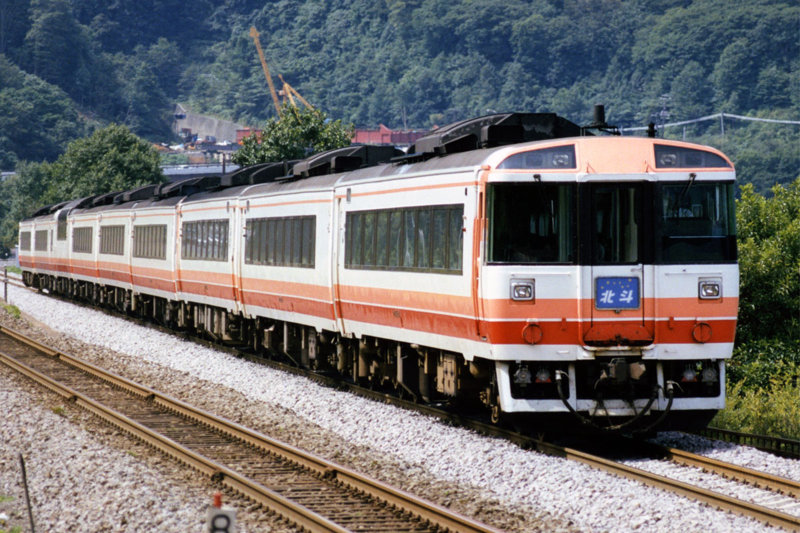 HO-427 キハ182-500形（M）