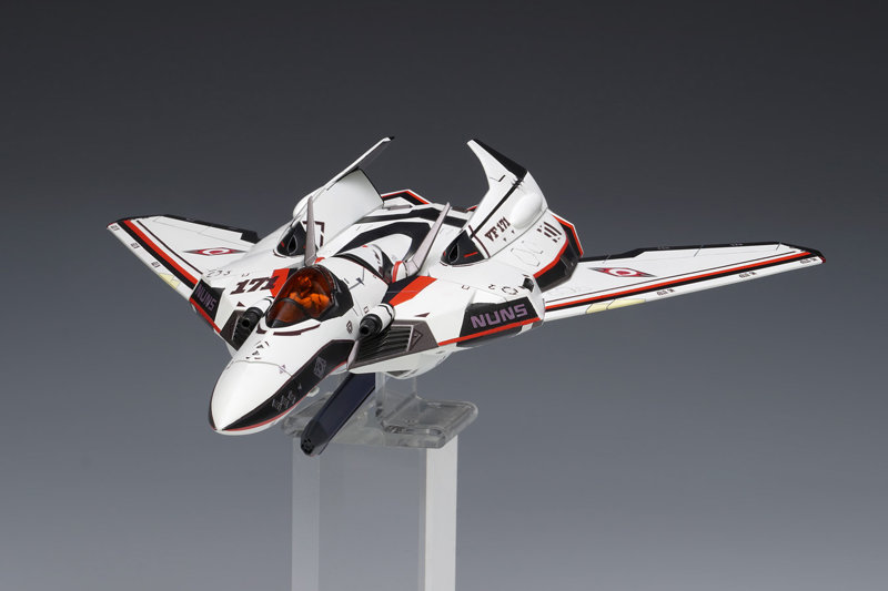 1/72 VF-171EX ナイトメアプラスEX［アルト機］