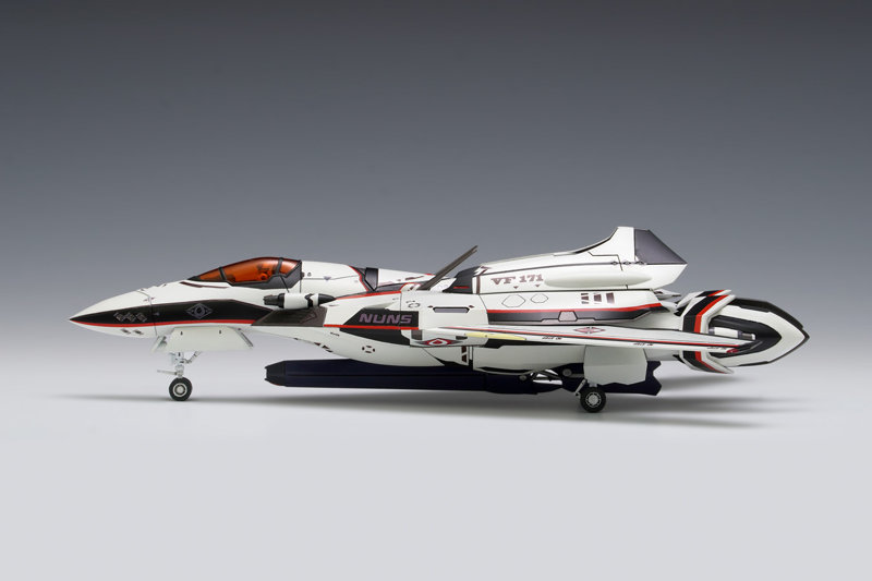 1/72 VF-171EX ナイトメアプラスEX［アルト機］
