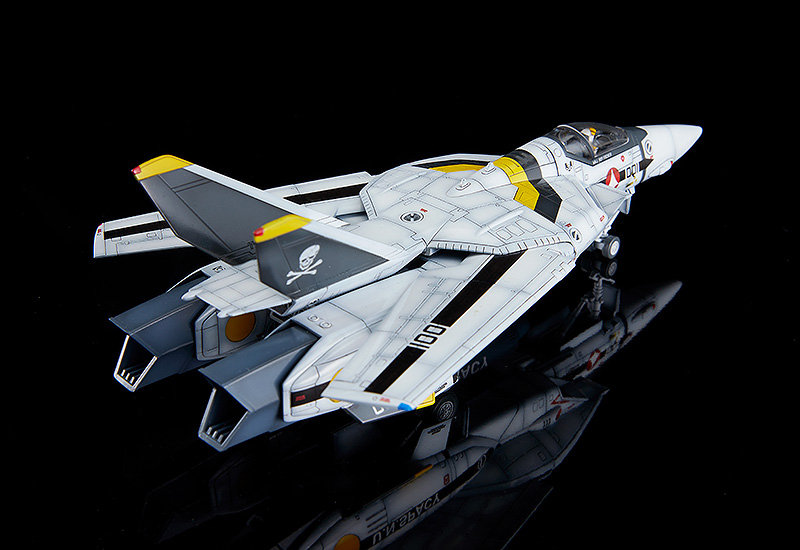 PLAMAX マクロス 1/72 VF-1S ファイターバルキリー（ロイ・フォッカー機）