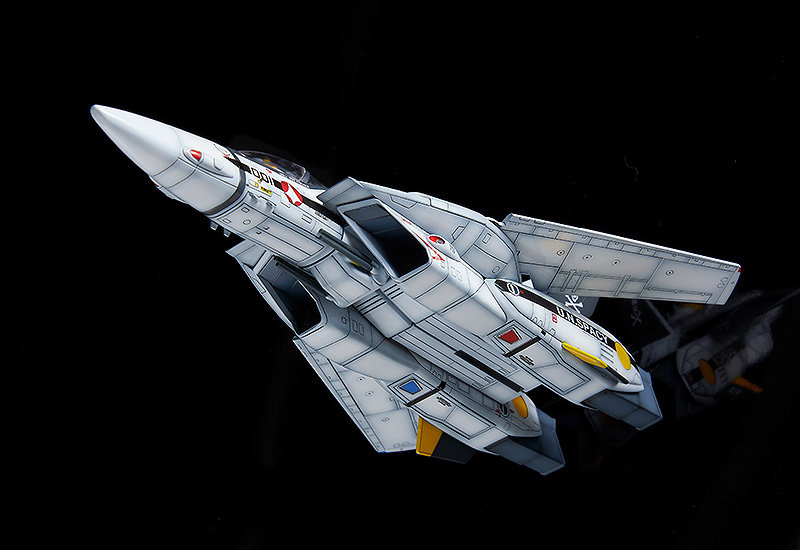 PLAMAX マクロス 1/72 VF-1S ファイターバルキリー（ロイ・フォッカー機）