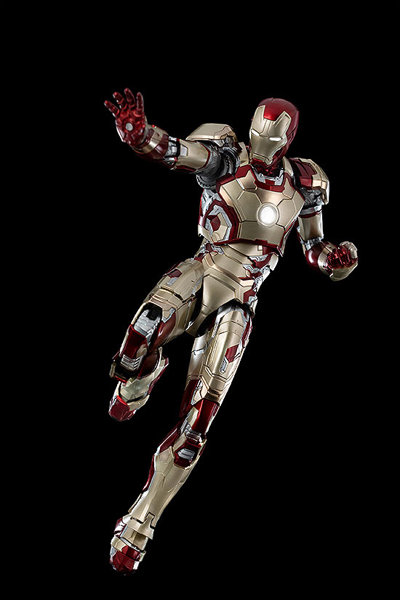 DLX Iron Man Mark 42（DLX アイアンマン・マーク42）