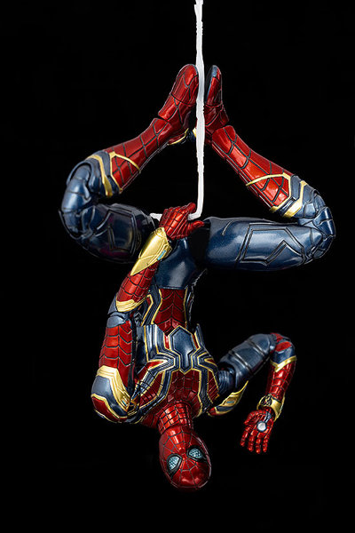 Marvel Studios: The Infinity Saga（マーベル・スタジオ: インフィニティ・サーガ） DLX Iron Spider ...