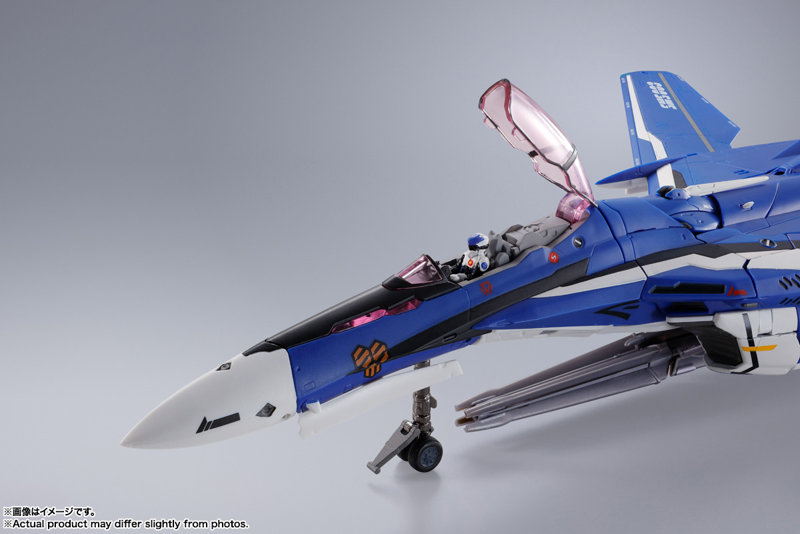 DX超合金 マクロスF VF-25G スーパーメサイアバルキリー （ミハエル・ブラン機） リバイバルVer.