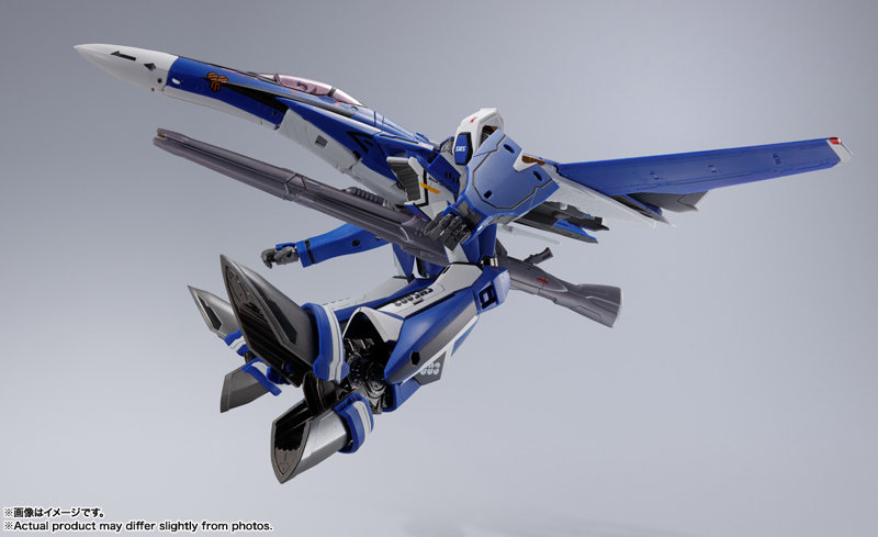 DX超合金 マクロスF VF-25G スーパーメサイアバルキリー （ミハエル・ブラン機） リバイバルVer.