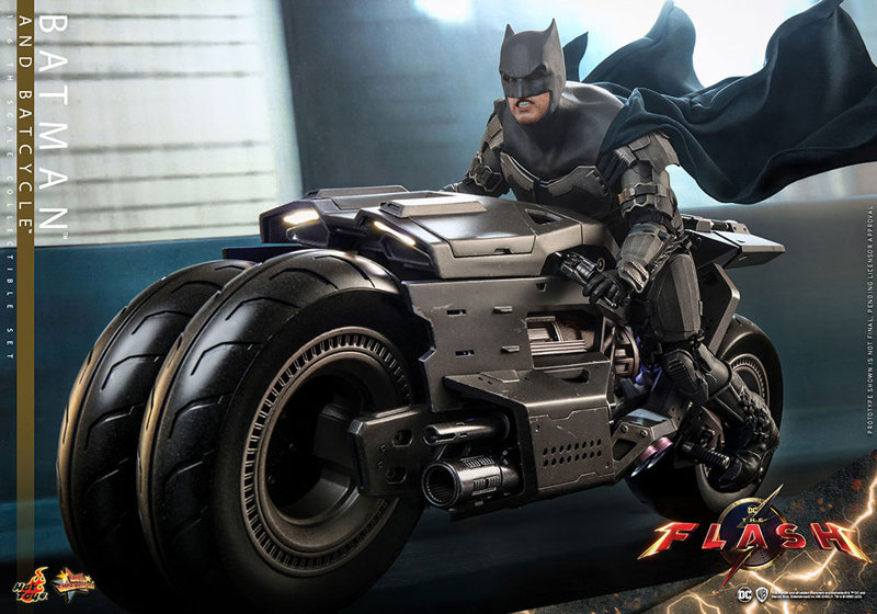 【ムービー・マスターピース】 『ザ・フラッシュ』1/6スケールフィギュア バットマン＆バットサイクル