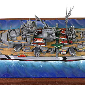 1/700 WW.II ドイツ海軍 戦艦ビスマルク 洋上モデル仕様 デンマーク海峡海戦